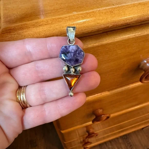Vintage Navajo Artisan Thomas Francisco Sterling Silver Charoite Amber Pendant. - Picture 2 of 16